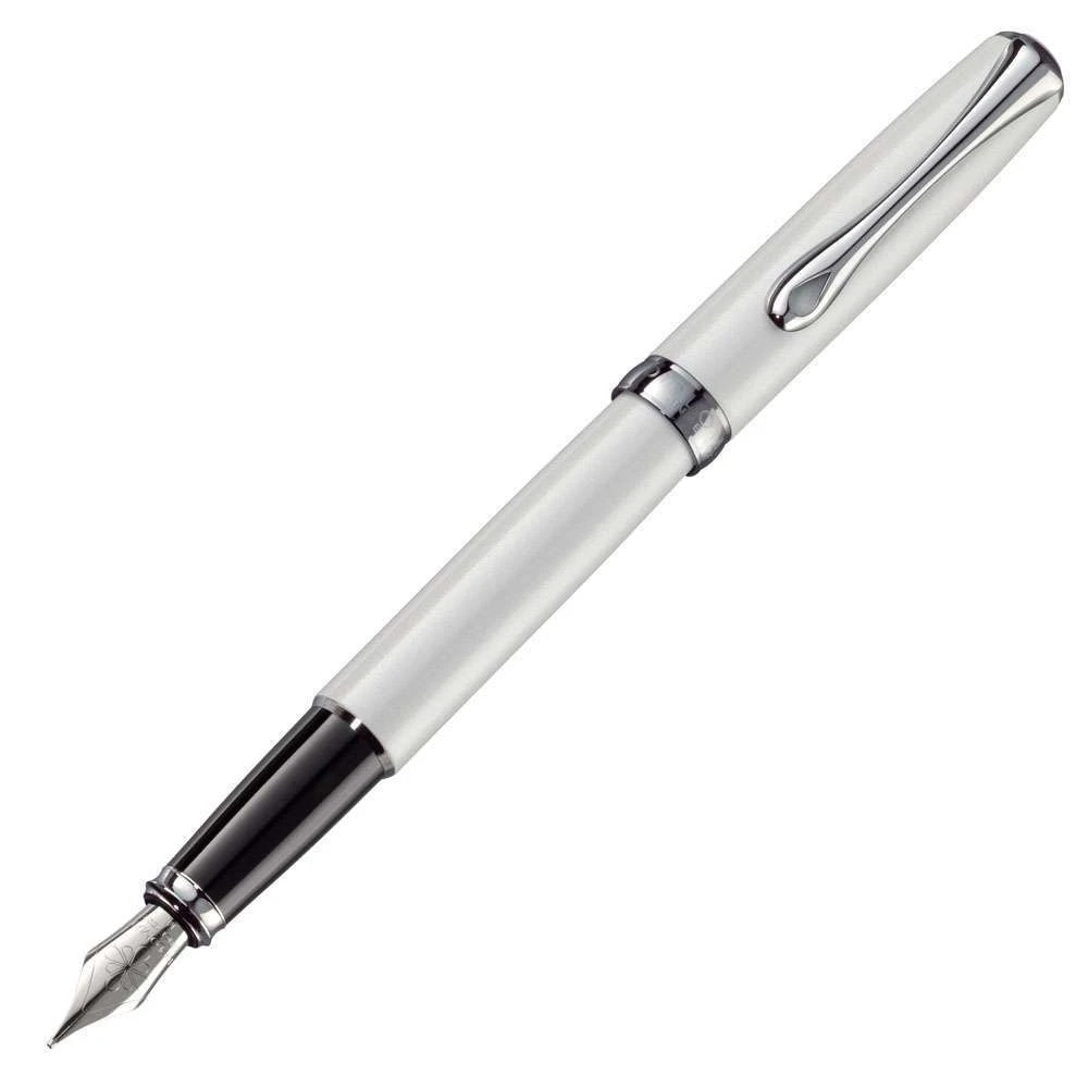 Diplomat Excellence A2 Pearl White Fountain Pen 3 Diplomat Excellence A2 Pearl White Fountain Pen